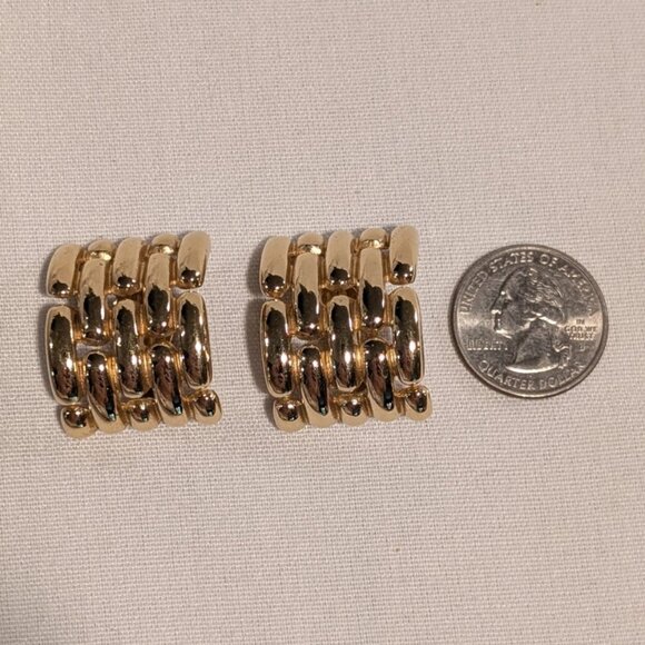 Vintage Givenchy Gold Chunky Clip-On Earrings - Picture 3 of 6